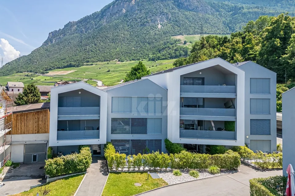 Superbe appartement contemporain avec deux balcons