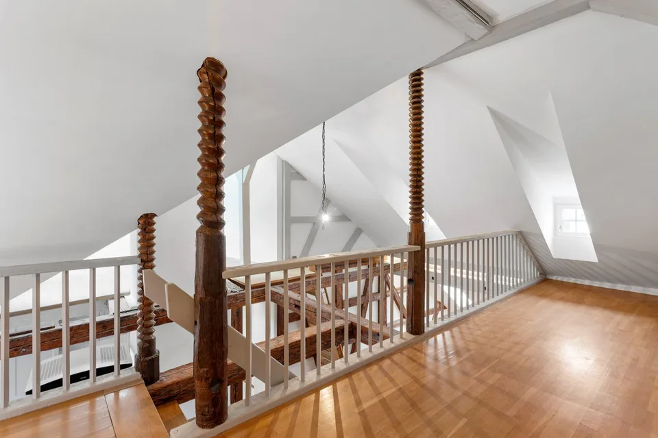 Überlingen DE - Kernsanierte 2,5-Zimmer-Wohnung mit historischem Charme in Überlingen