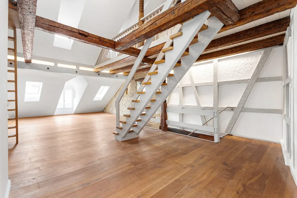 Überlingen DE - Kernsanierte 2,5-Zimmer-Wohnung mit historischem Charme in Überlingen
