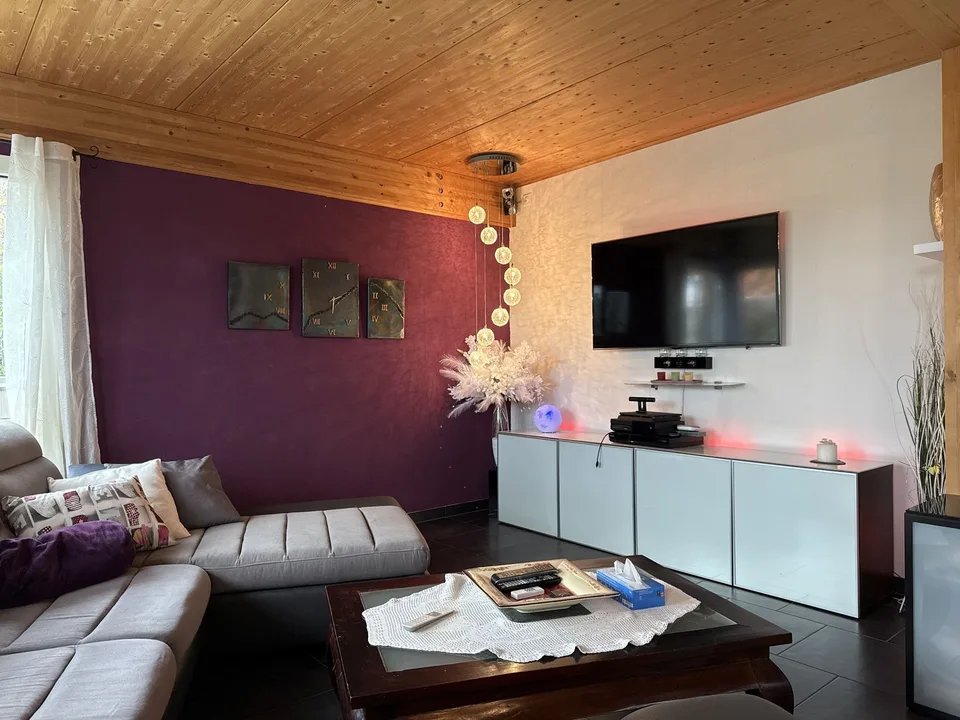 Belle maison familiale avec jacuzzi et joli jardin