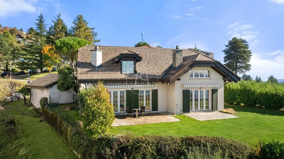 Bellissima villa con vista panoramica a Grandvaux