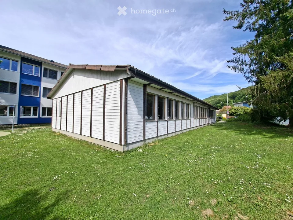 ehem. Kindergartenpavillon 29x10m zu Unkostenbeitrag