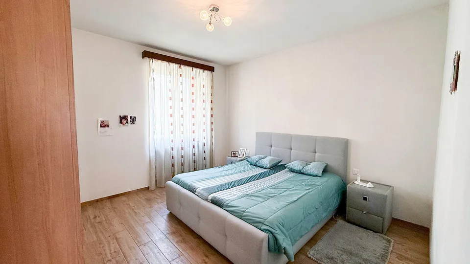 Casa unifamiliare con grande giardino – foto 14 di 18