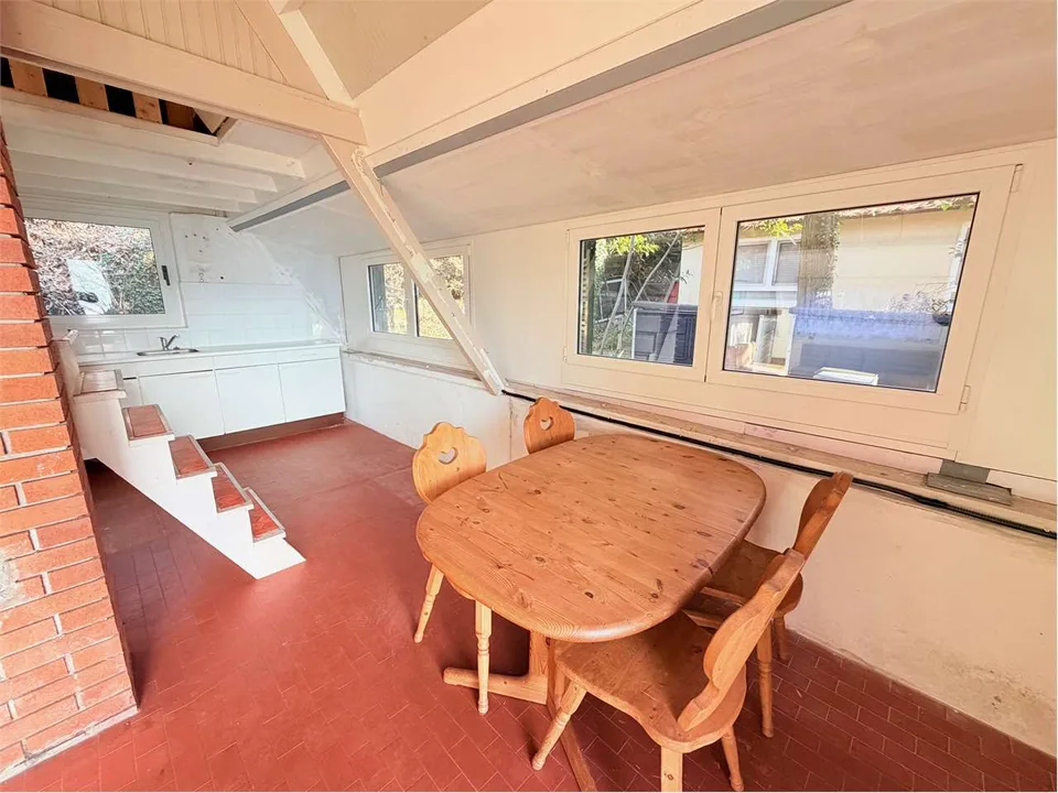 Curata casa vacanza con ampia terrazza e bella vista lago – foto 6 di 13
