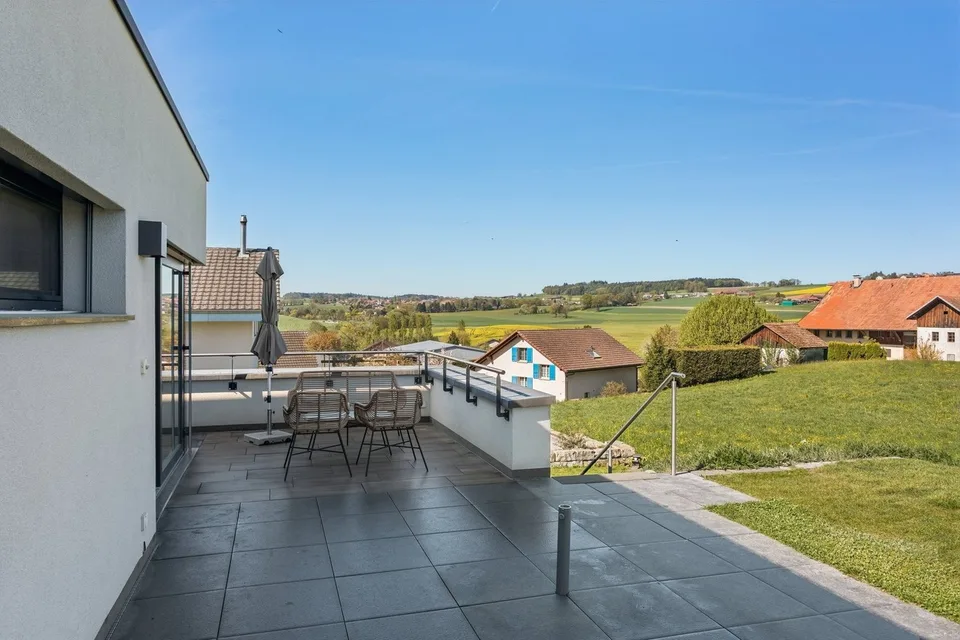 Villa Solaris - Moderne Eleganz im Lichtbad