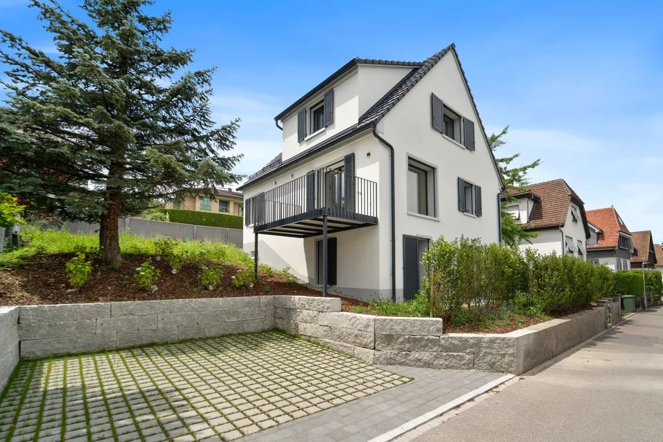 Stilvolles Wohnen an begehrter Lage in Rüschlikon