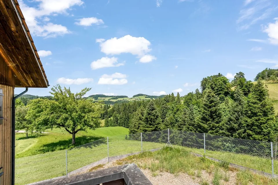 Diese Immobilien-Perle ist eine traumhafte und einzigartige Oase in der Natur