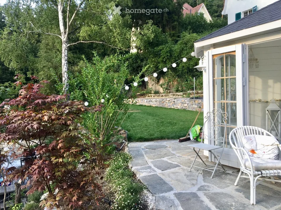 Exclusive 8.5-room villa with pool in Bottmingen at top location