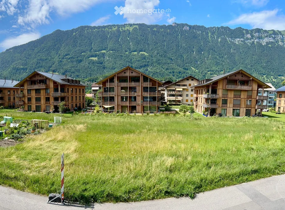 5.5-room row house in an attractive location in Bönigen