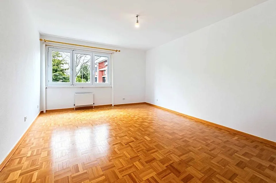 Geräumige Wohnung mit großem Balkon – Foto 8 von 9
