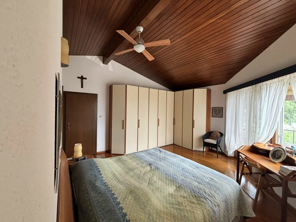 Casa indipendente con vista sul lago
