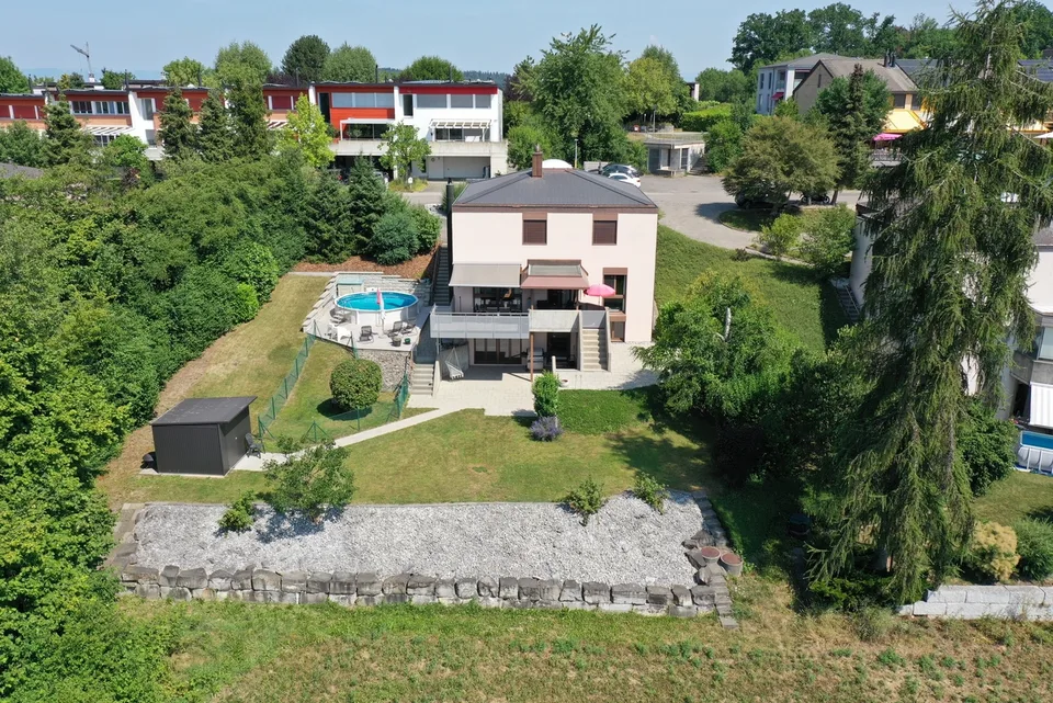 Villa individuelle de 2 logements entièrement rénovée