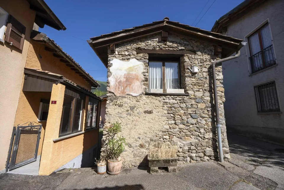 Vendiamo confortevole casa in stile rustico a Mugena – Foto 16 von 16