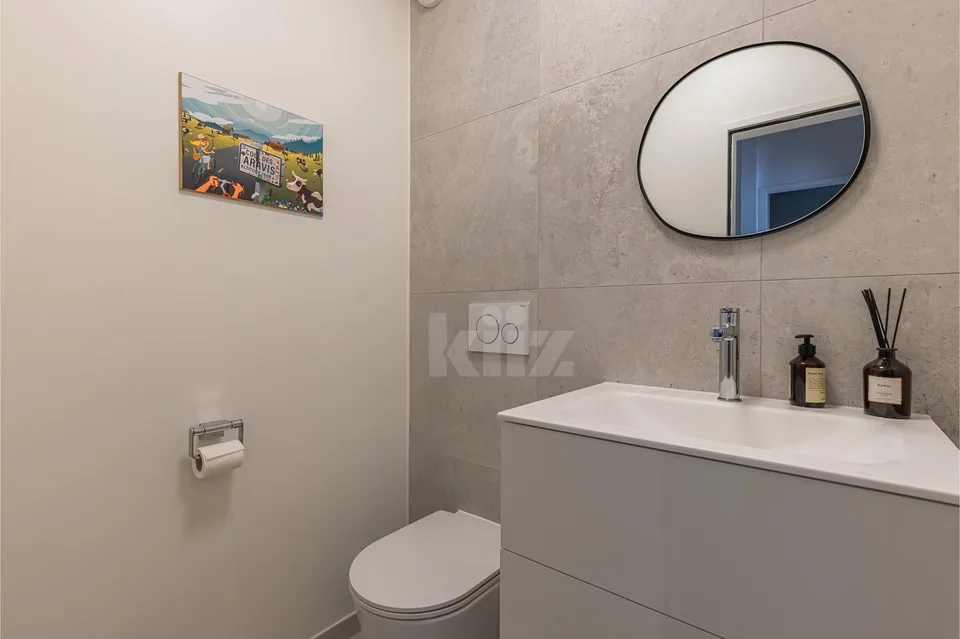 Schönes renoviertes Apartment mit Balkon im Zentrum von Genf – Foto 11 von 13