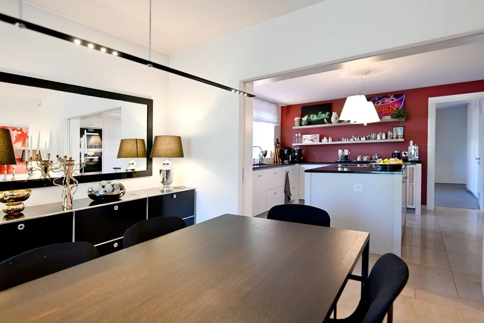 Eccellente tenuta di 5 camere in una posizione primaria a RIEHEN/BS – foto 8 di 16