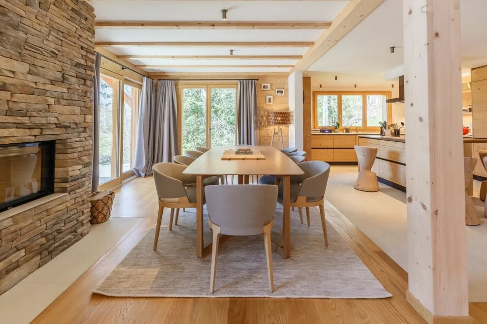 8-room chalet with uninterrupted views
