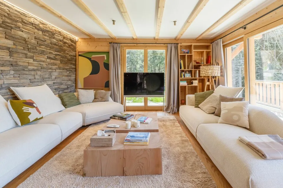 8-room chalet with uninterrupted views