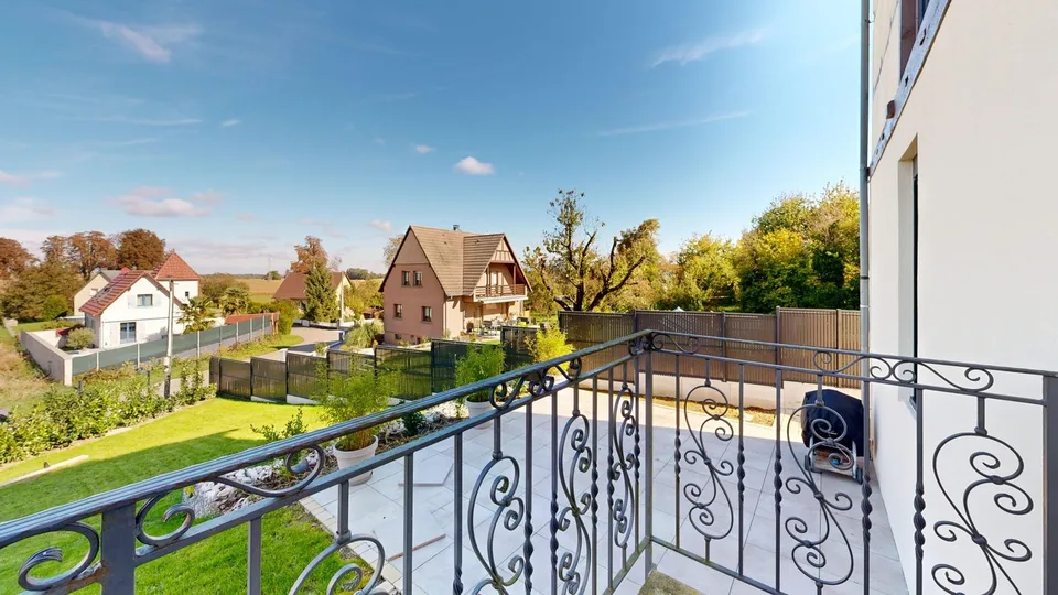 Propriété exceptionnelle – 239 m² de charme et de lumière, à seulement 15 minutes de Bâle – photo 22 sur 27