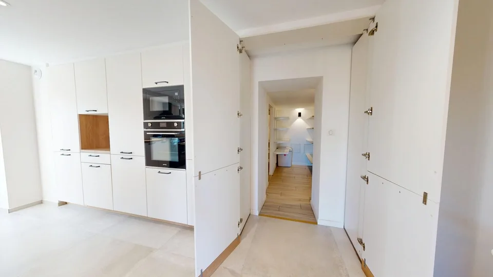 Propriété exceptionnelle – 239 m² de charme et de lumière, à seulement 15 minutes de Bâle – photo 8 sur 27