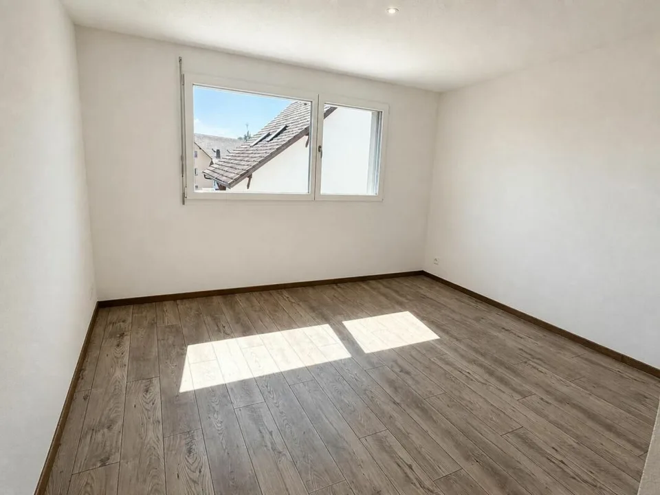 3,5 Zimmer 3. Stock – Foto 8 von 10