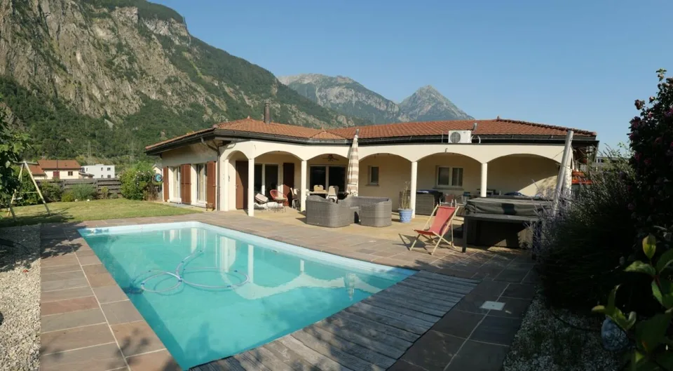Magnifique villa contemporaine à Martigny (VS)