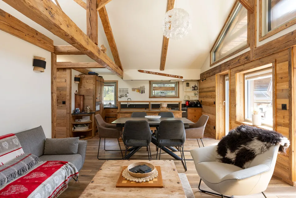 Rénovation complète, tradition intacte / Renovated, Full Tradition! – foto 6 di 13