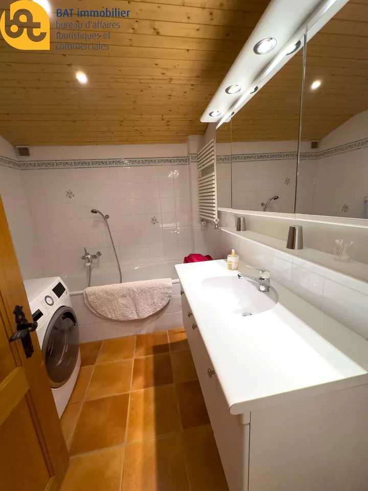 Duplex in einer Residenzialsiedlung in der Nähe des Golfplatzes von Crans – Foto 19 von 22