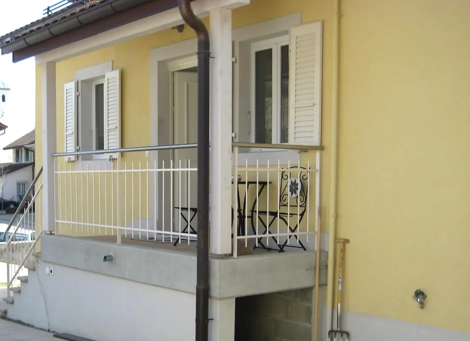 Charmanter Einfamilienbungalow mit 5.5 Zimmern und Seeblick