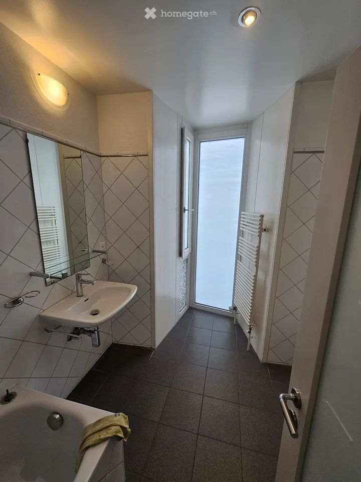 Prachtvolle Wohnung, mit Aufzug und Terrasse.