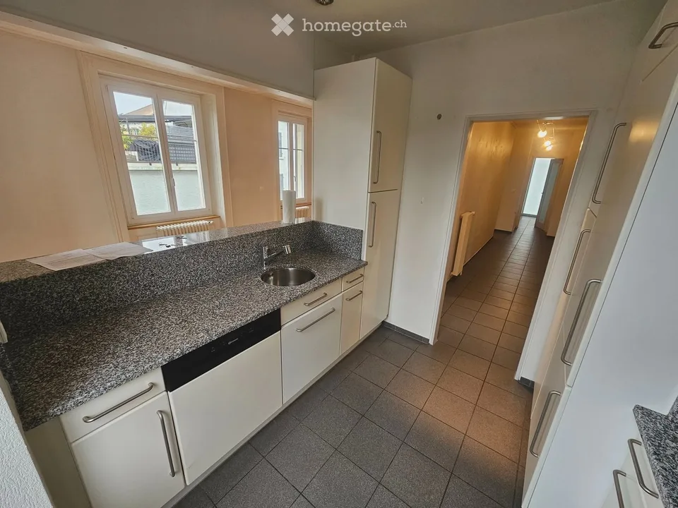 Prachtvolle Wohnung, mit Aufzug und Terrasse.