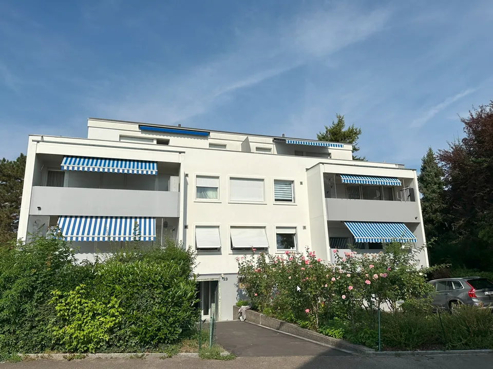 Sonnige 2.5 - Zimmerwohnung – Foto 6 von 6