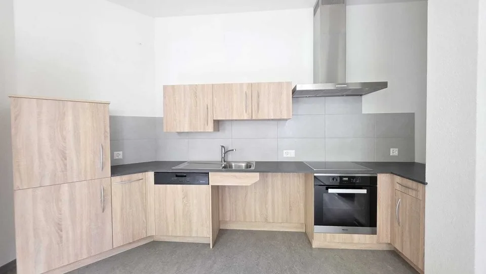 APPARTEMENT TOUT CONFORT IDÉAL POUR PERSONNE A MOBILITE RÉDUITE