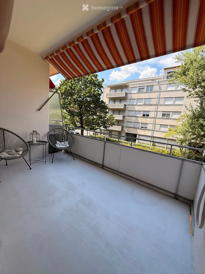 Appartamento luminoso 3.5 locali con balcone in una zona tranquilla a Berna