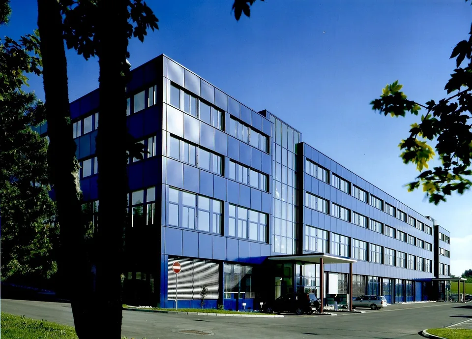Chemin de la Combeta 3-5 - Bel immeuble représentatif pour bureaux, artisanat, industrie légère