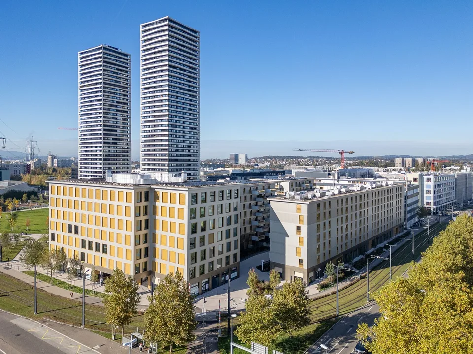 Büro und Gewerbeflächen ohne Kompromisse - COSMOS Dübendorf