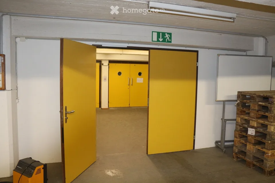 Praktischer Lagerraum im Bally-Gebäude in Dottikon zu vermieten