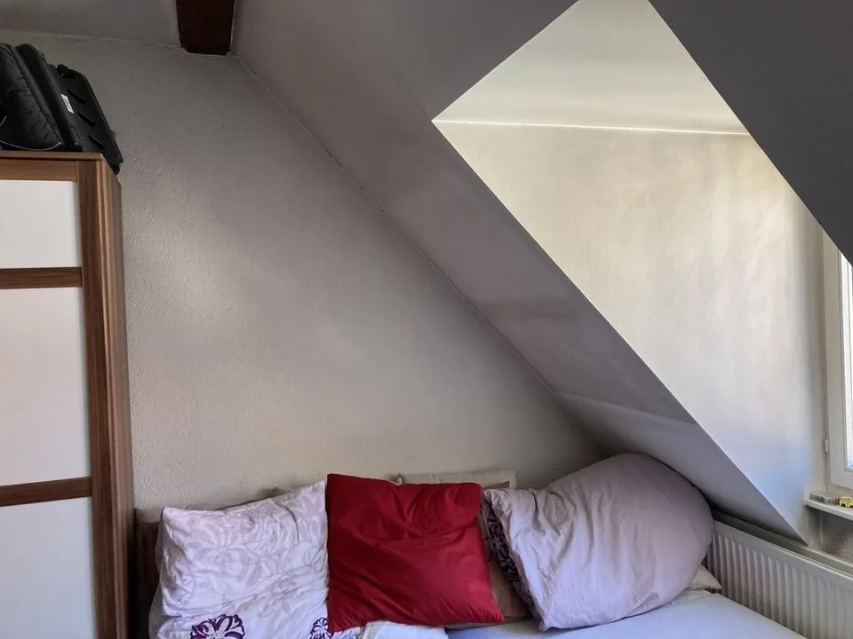 STUDIO MOBILIERT IN DER INNENSTADT