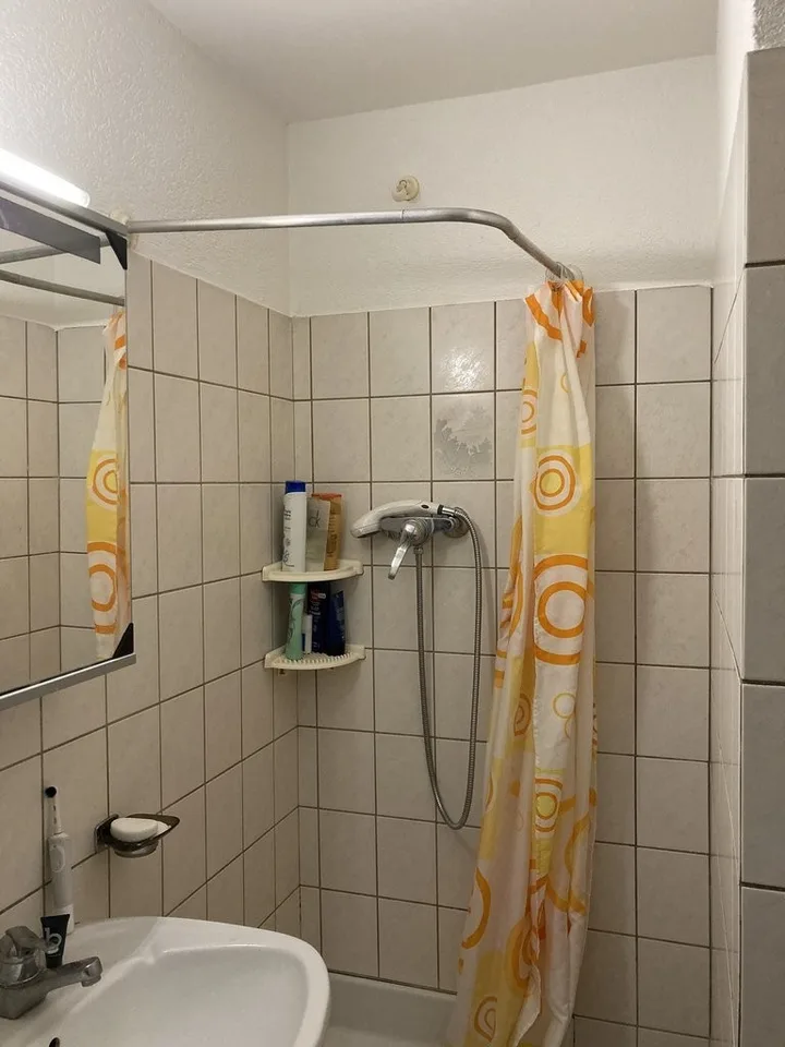 STUDIO MOBILIERT IN DER INNENSTADT