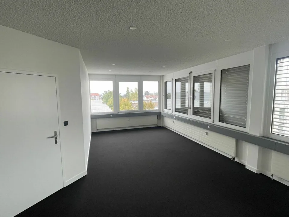 Helles Büro an zentraler Lage in Kreuzlingen zu vermieten