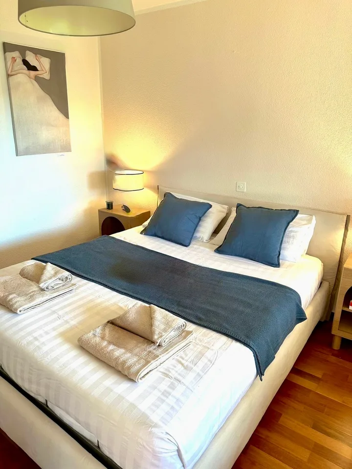 Schönes 3.5-Zimmer-Apartment mit Panoramablick, Garten und Pool in Agra