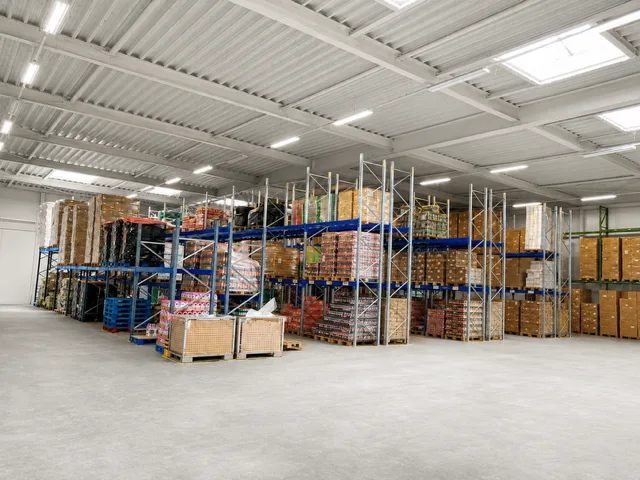 Logistica / Spazio di magazzino 1000 m/2