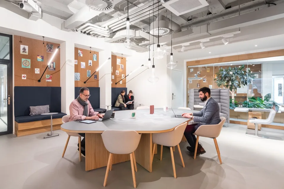 Bureau professionnel flexible à Spaces Nations