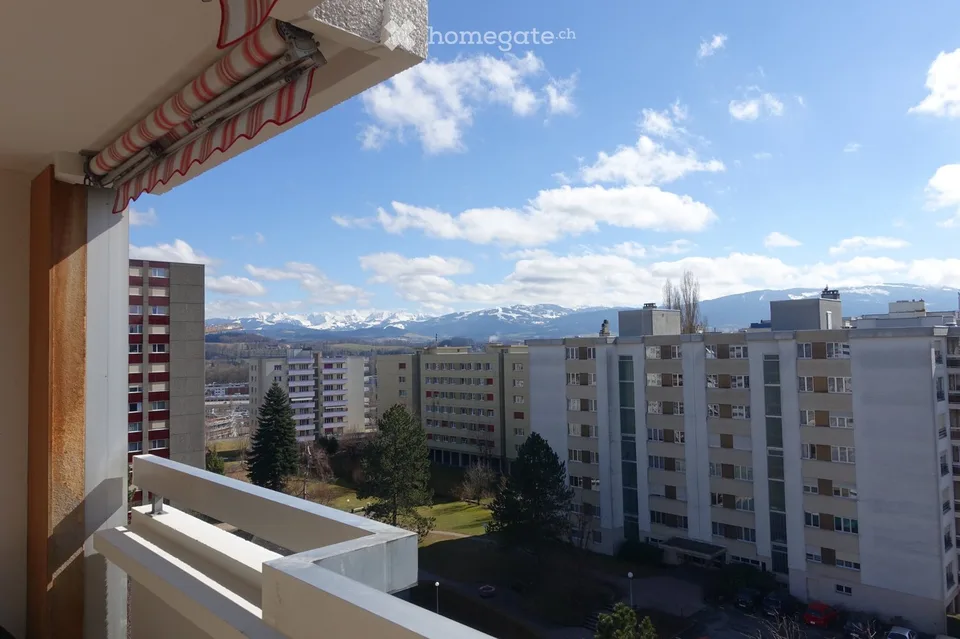 Bel app.  lumineux de 4.5 pièces au 8ème, Beaumont, Fribourg