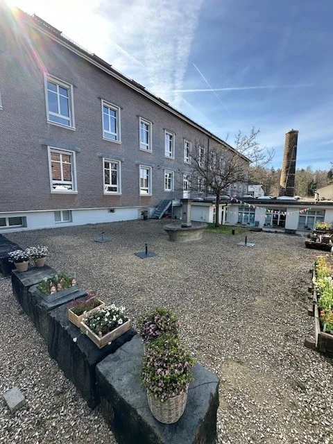 Charmanter Gewerberaum/Atelier zu vermieten