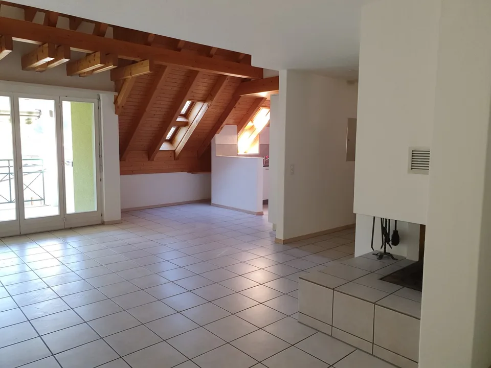 Charmant appartement duplex 4 pièces dans un quartier calme de Balsthal