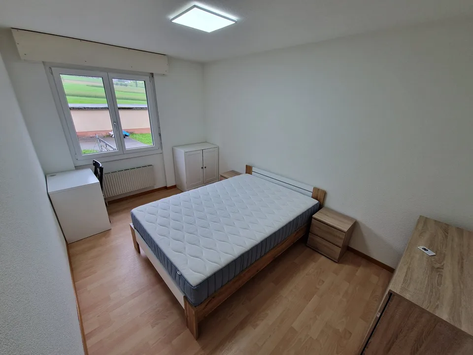 Monteurzimmer Zimmer möbliert, (Achtung: Mitbenützung von Küche und Bad ) – Foto 7 von 14
