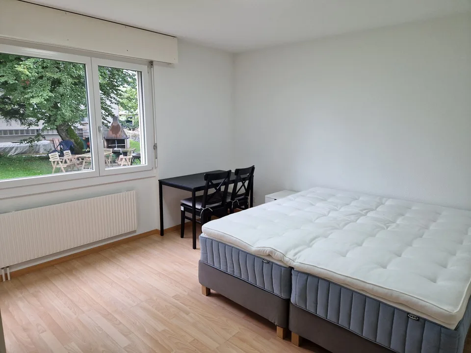 Monteurzimmer Zimmer möbliert, (Achtung: Mitbenützung von Küche und Bad ) – Foto 12 von 14