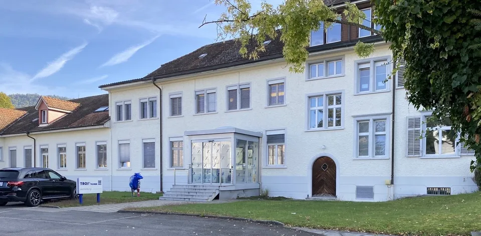Ausgebaute Flächen 15 bis 235 m2 im Gewerbeareal Rüti Nord