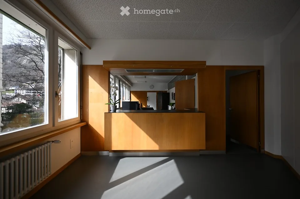 Möblierte Bürofläche – 5 Gehminuten vom Bahnhof Brig