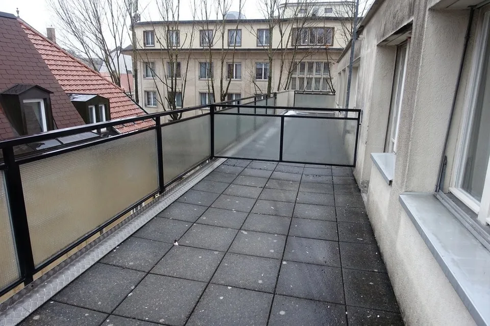 Schönes Apartment mit privater Terrasse im Stadtzentrum